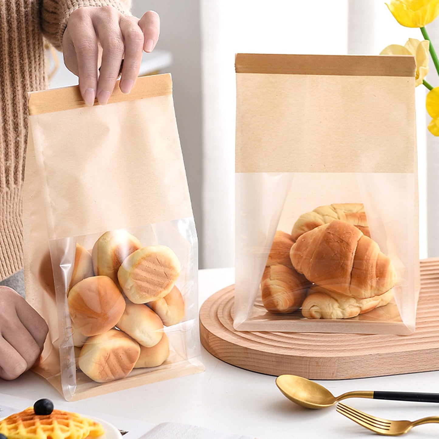 Ocmoiy 50Pcs Large Bread Bags for Homemade Bread, Resealable Sourdough Bread Bags, Clear Front Tin Tie Tab Lock Bread Storage Bags with Window Paper Treat Bags (8.7x4.3x11 Inch)