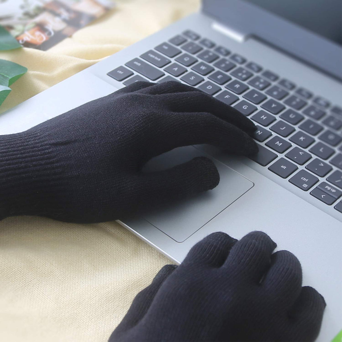 EvridWear Moisturizing Cotton Gloves | Unisex Touchscreen-Friendly Hand Care Gloves